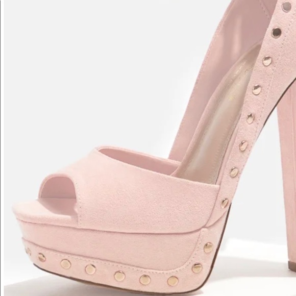 Shoes - Picture 3 of 5